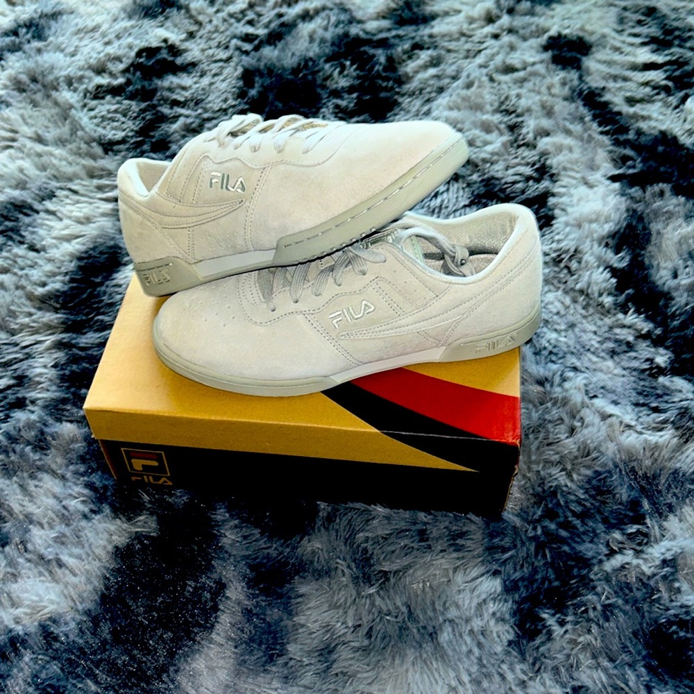 Brand new fila women’s shoe